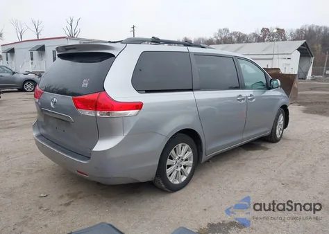 2014 Toyota Sienna Xle 7 Passenger from USA, damaged, VIN 5TDDK3DC8ES077415